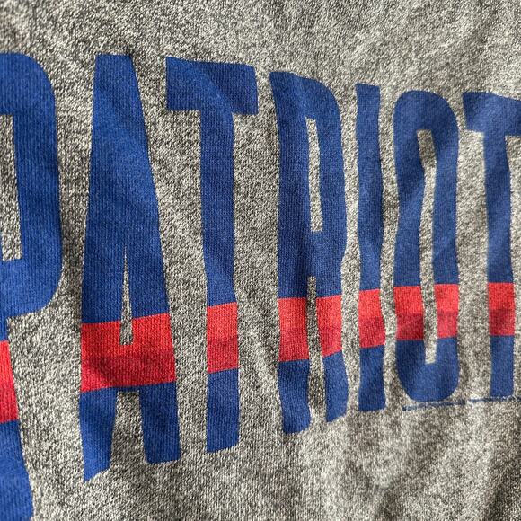 JUNK FOOD | New England Patriots French Terry Shred Back Sweatshirt | Size Small - Picture 2 of 5